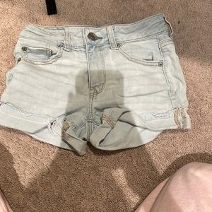 Light washed American eagle denim shorts